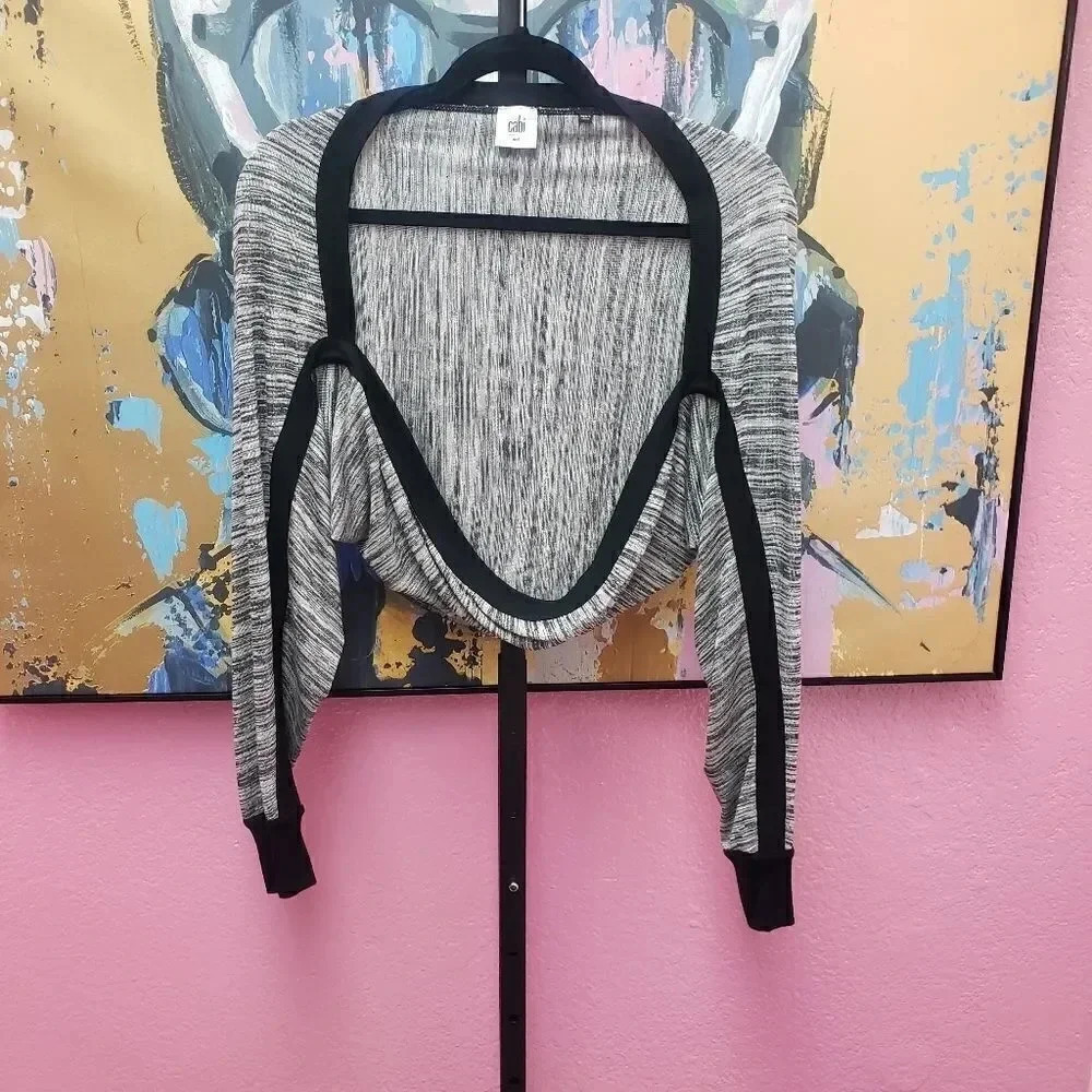 CAbi Style 3103 Horizontal Shrug